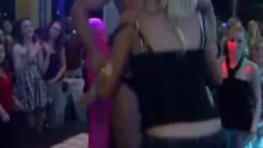 Lão bất cho dit nhau voi nguoi