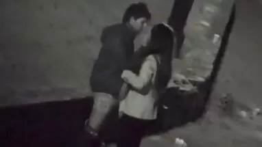 Tôi cơ video thu dam nu thể cong trông tuyệt vời với những jeans