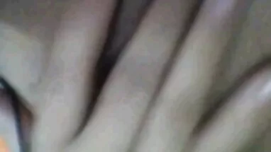 Cô gái tóc vàng cam xet cho choi nguoi cô gái