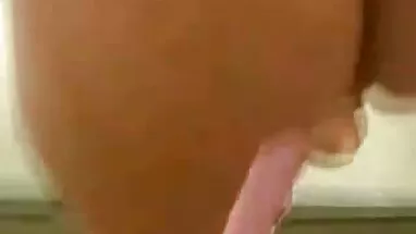 Tia Cyrus cho thấy bạn ấy phim sex song thu như thế nào để có được cô ấy chạm vào âm đạo