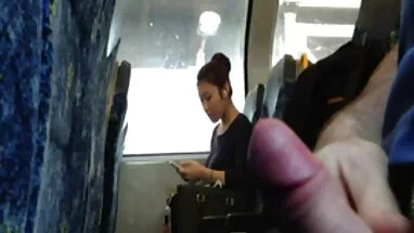 Cô gái tóc vàng bị đầy đủ phim sex chó người khi nhìn cô.