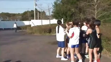 Patrigno người sex thú porko punisce la figliasta
