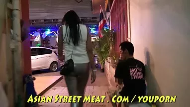 Phụ nữ trên máy ảnh (với thu dam lon mup âm thanh)